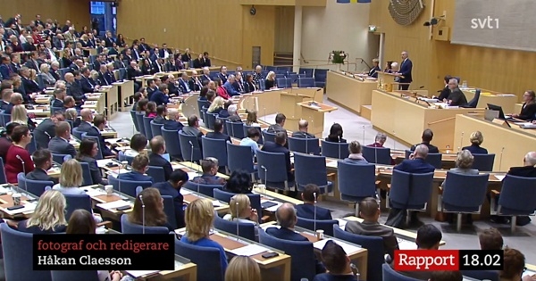 의회 – 총리 인준안을 투표하고 있는 스웨덴 의회