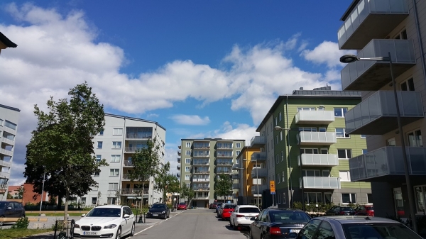 스톡홀름에 급격하게 늘어나고 있는 아파트들. 이제 스웨덴도 도심 생활자들에게 아파트는 가장 일반적인 주거 형태가 되고 있다. (사진 = 이석원)
