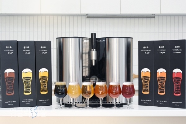 LG전자가 수제맥주제조기 ‘LG 홈브루’로 즐길 수 있는 맥주 종류를 확대한다. 사진 왼쪽부터 흑맥주(Stout), 밀맥주(Wheat), 필스너(Pilsner), 페일 에일(Pale Ale), 인디아 페일 에일(India Pale Ale, IPA), 레드 에일(Red Ale) 캡슐 패키지 ⓒ위클리서울 /LG전자