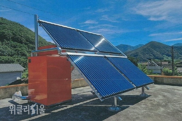 주택지원사업으로 단독주택에 설치된 태양열 설비 ⓒ위클리서울/밀양시